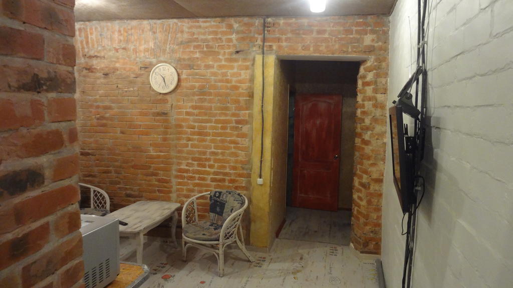 Hostel V Dnepropetrovske Grunge Extérieur photo
